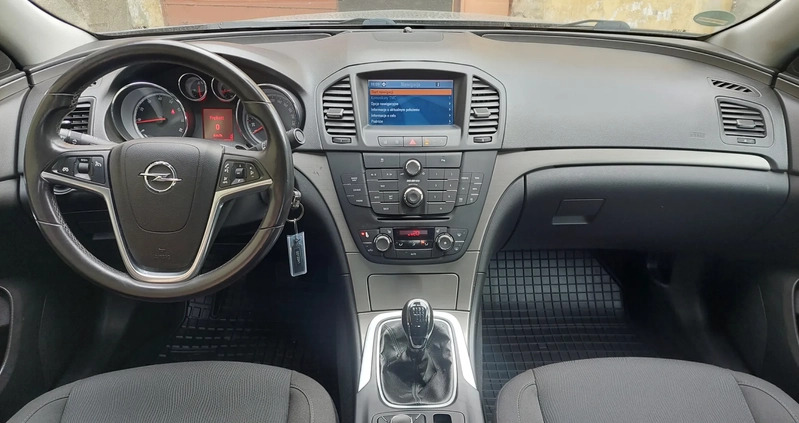 Opel Insignia cena 24900 przebieg: 157000, rok produkcji 2010 z Tuchola małe 301